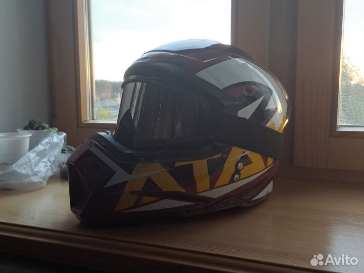 Кроссовый шлем