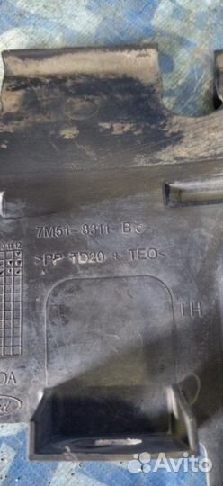 Пыльник двигателя Ford Focus 2 седан aoda 2008