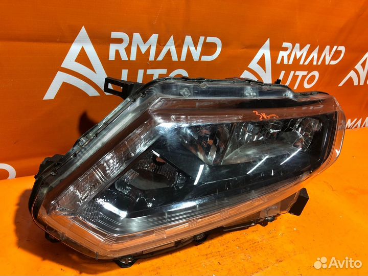 Фара левая Nissan X-Trail 3 T32 2013-2019