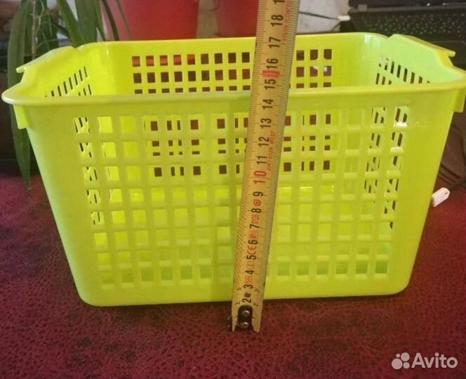 Удобные пластиковые ёмкости для хранения различных