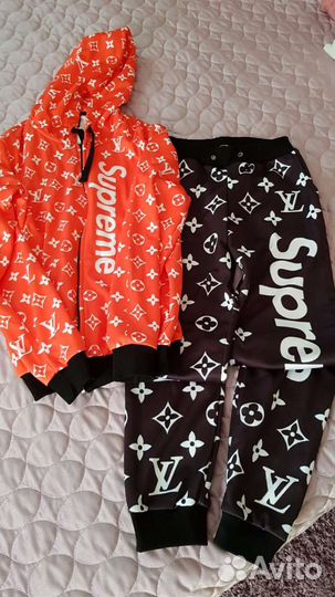 Спортивный костюм