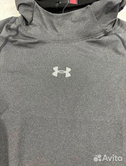 Лонгслив Under Armour с капюшоном