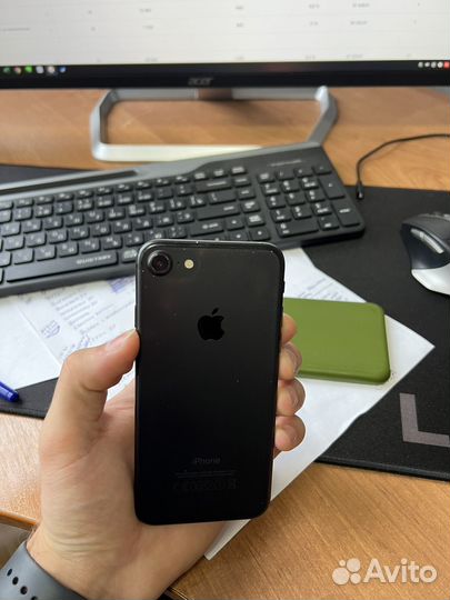 iPhone 7, 32 ГБ