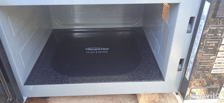 Микроволновая печь Panasonic c грилем