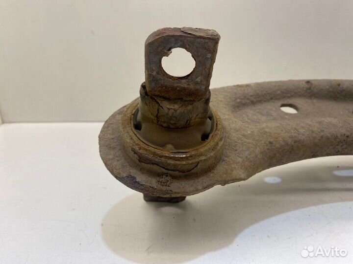 Рычаг подвески нижний передний правый Mazda 6