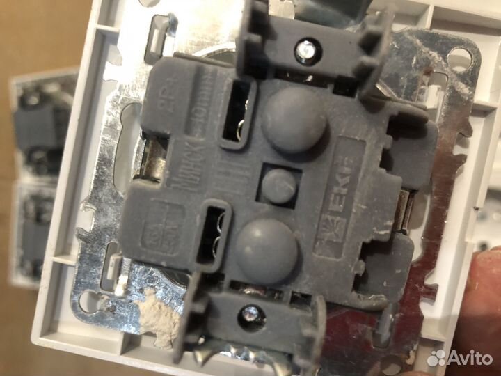 Розетки и выключатели EKF