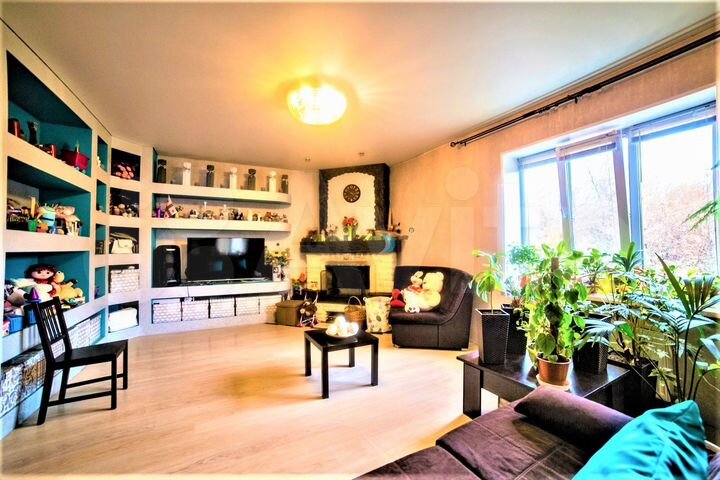 Дом 189,5 м² на участке 6,4 сот.