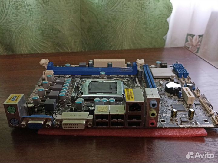 Материнская плата 1155