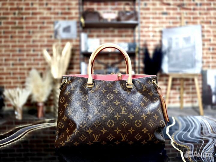 Сумка Louis Vuitton