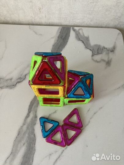 Конструктор магнитный