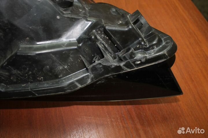 Фара левая ксенон Volkswagen Touareg 2