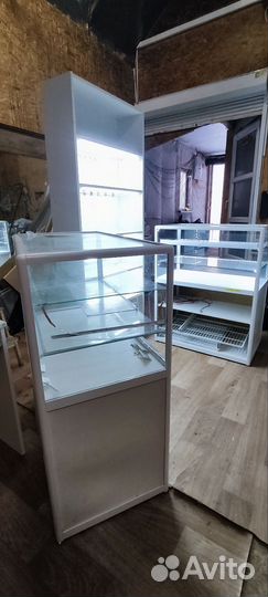 Мебель витрина