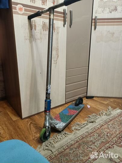 Трюковой самокат