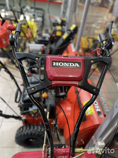 Снегоуборщик Honda