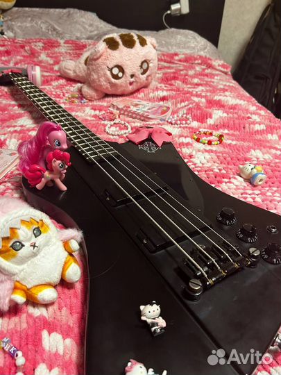 Epiphone Goth Thunderbird IV Bass Pitch Black