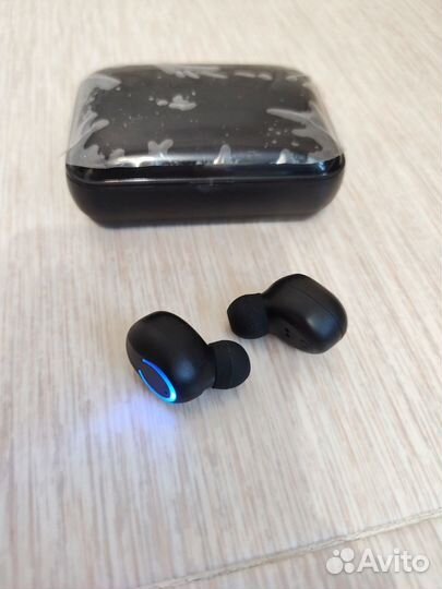 Наушники беспроводные новые F9
