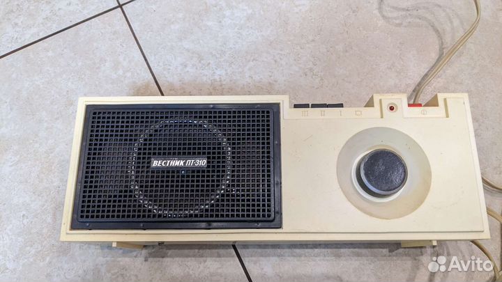 Советский трехппограммный приёмник