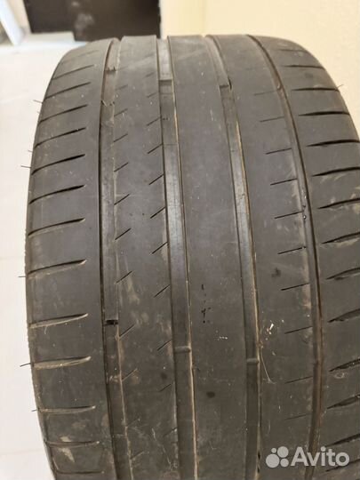 Michelin Pilot Sport 4 S 285/35 R20