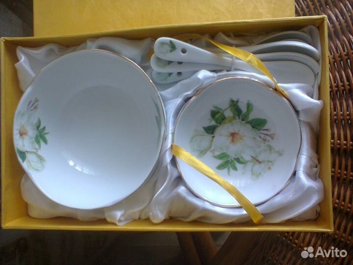 Набор посуды для чаепития