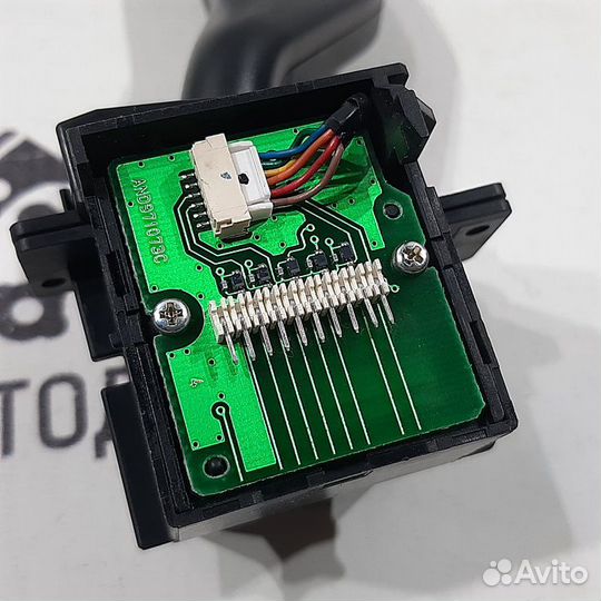 Подрулевой переключатель правый Ford Mondeo