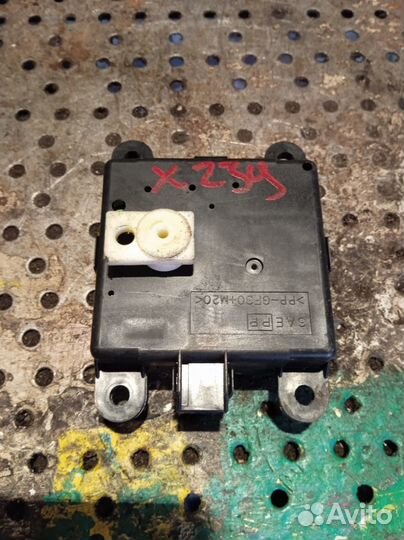 Сервопривод печки Nissan X-Trail T31