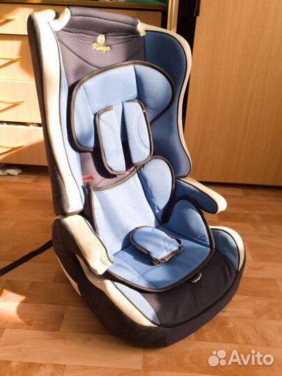 Детское кресло для машины