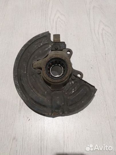 Кулак поворотный Цапфа Ступица в сборе Renault sym