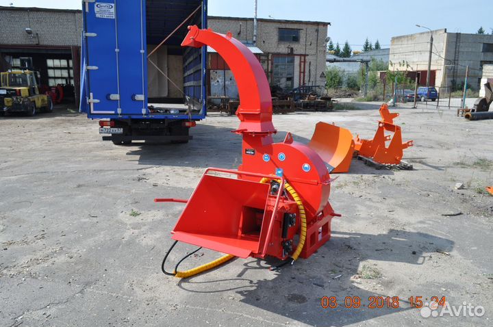 Измельчитель веток дерева с90ивн260г