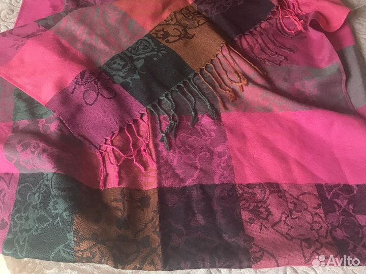 Шарфы и палантины