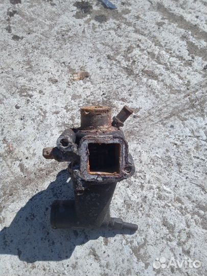 Корпус термостата Газ 31105 седан 2.3 2005