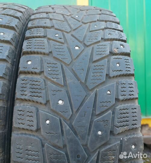 Dunlop SP Winter Ice 02 185/70 R14 92T