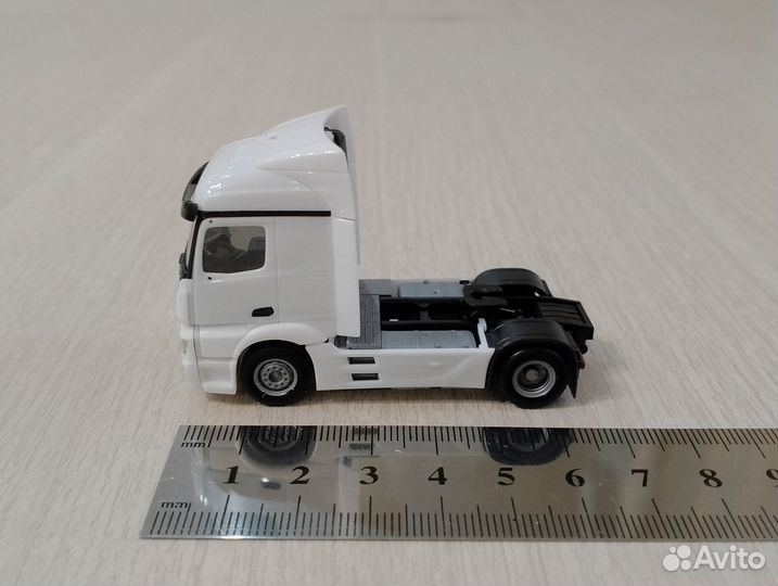 221) Тягач Mercedes Benz Actros
