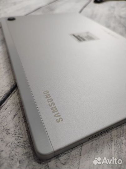 Планшет Samsung Galaxy Tab A8 4/64Gb SM-X205