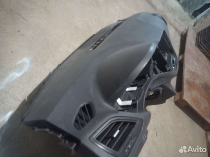 Панель на весту