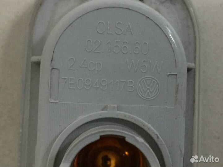 Повторитель на крыло Volkswagen Polo Sed RUS 2011