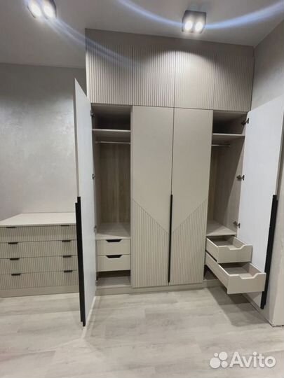 Мебель на заказ Шкафы-купе от производителя