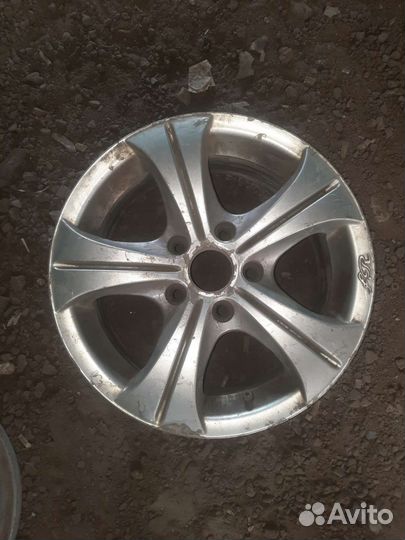 Литой диск r15 5x112