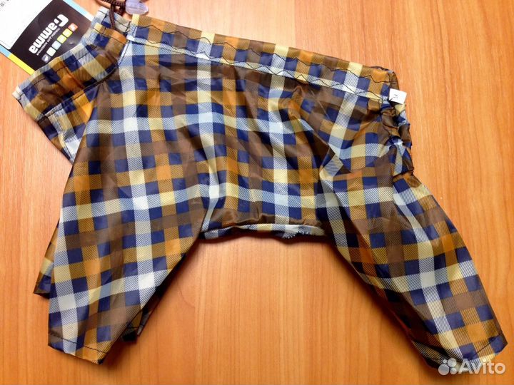 Новый комбинезон-дождевик для маленькой собачки