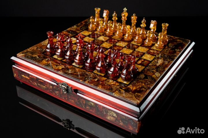 Янтарные шахматы. Шахматы из Янтаря. Янтарь. 00017