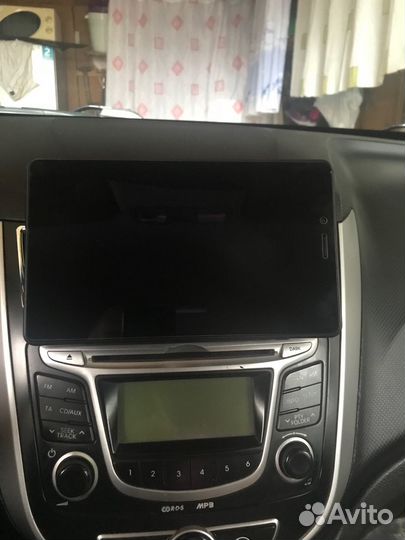 Магнитола на hyundai solaris 1