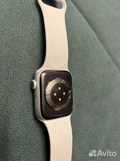 Apple watch series 8