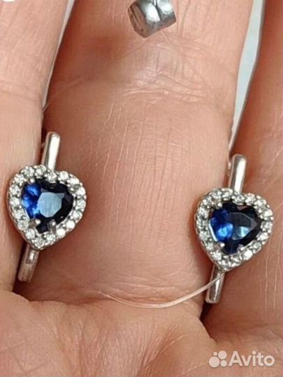 Серебряные серьги с сапфирами. Кольцо с фианитами