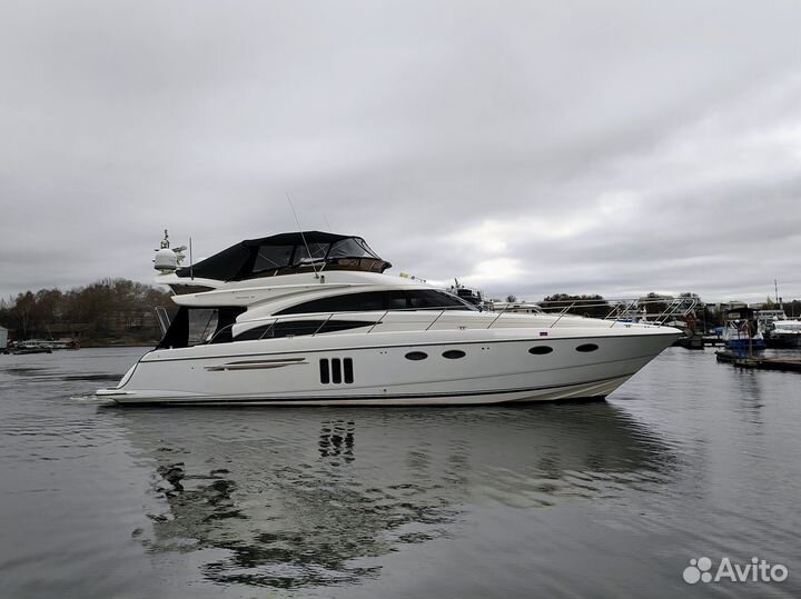 Моторная яхта Princess 58 с флайбриджем
