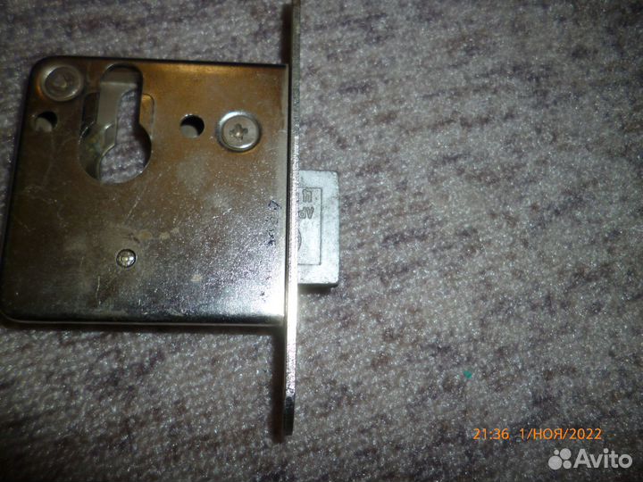 Замок врезной