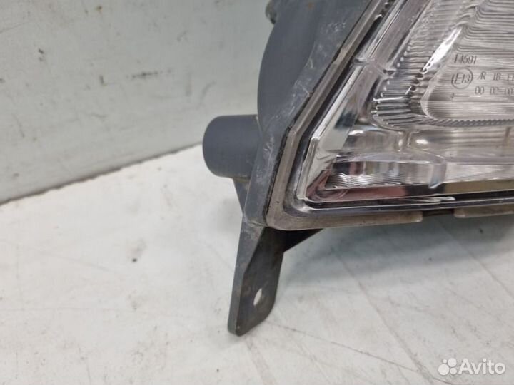 Фонарь противотуманный задний левый Toyota Rav4 45