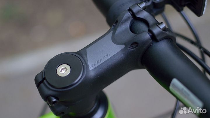 Велосипед горный Format 1415 d-27,5 3x7 (2021) L з