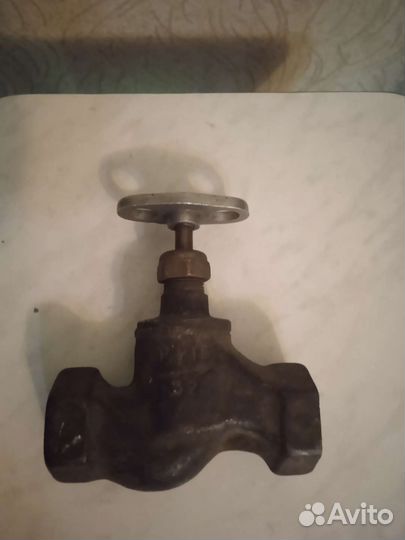 Вентиль латунный без буксы. Новый. СССР. q 40