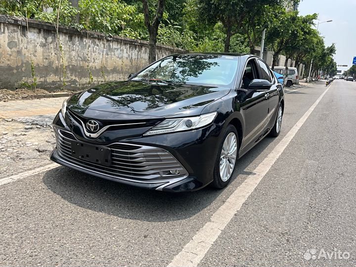 Toyota Camry 2.5 AT, 2019, 70 000 км