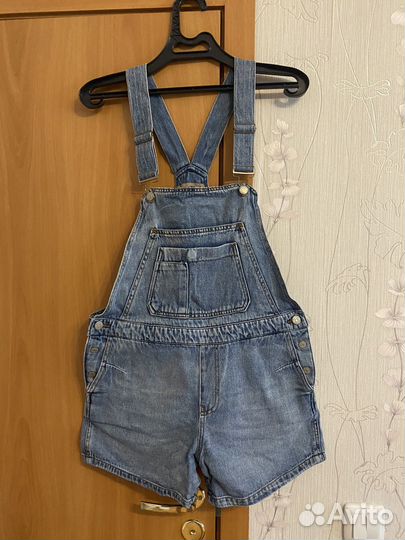Джинсовый комбинезон женский