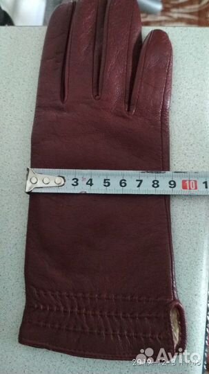 Новые кожаные перчатки